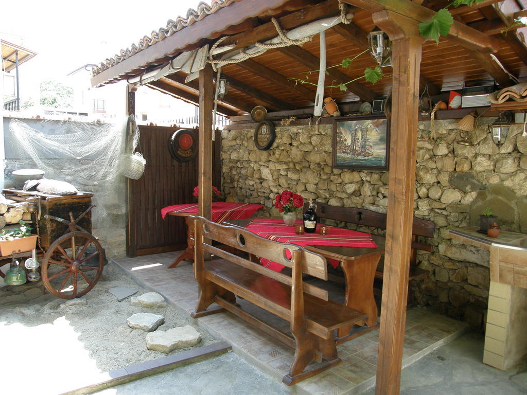Emona Guest House Nesebar Bilik gambar